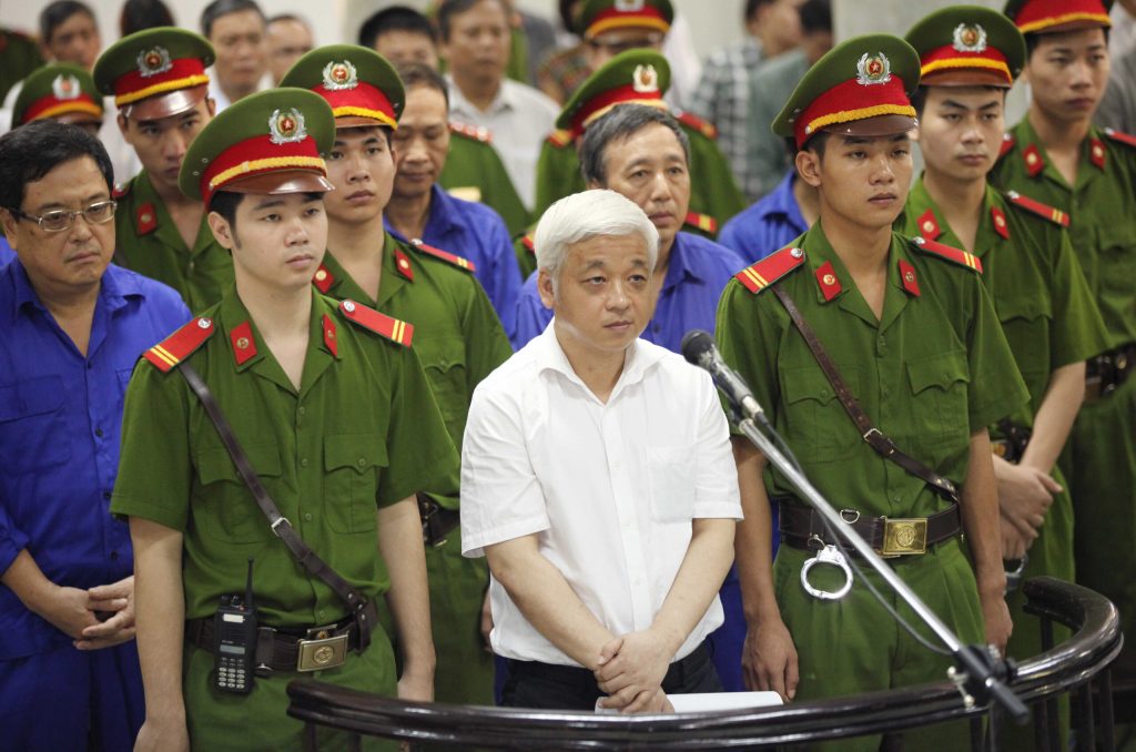 Vietnam tycoon sentenced to 30 years for fraud