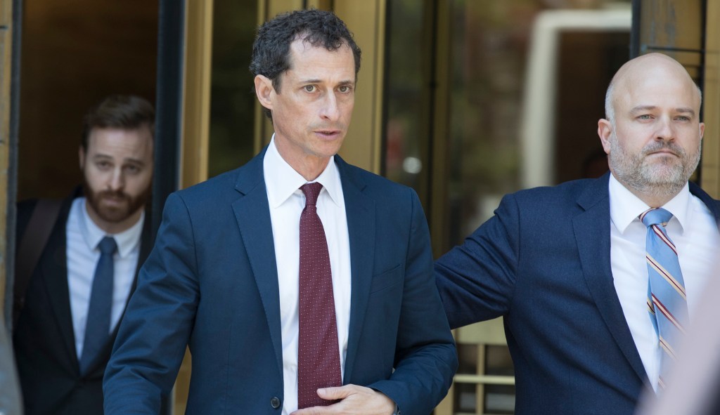 FBI turns over 7,000 emails on Anthony Weiner’s computer to State Department