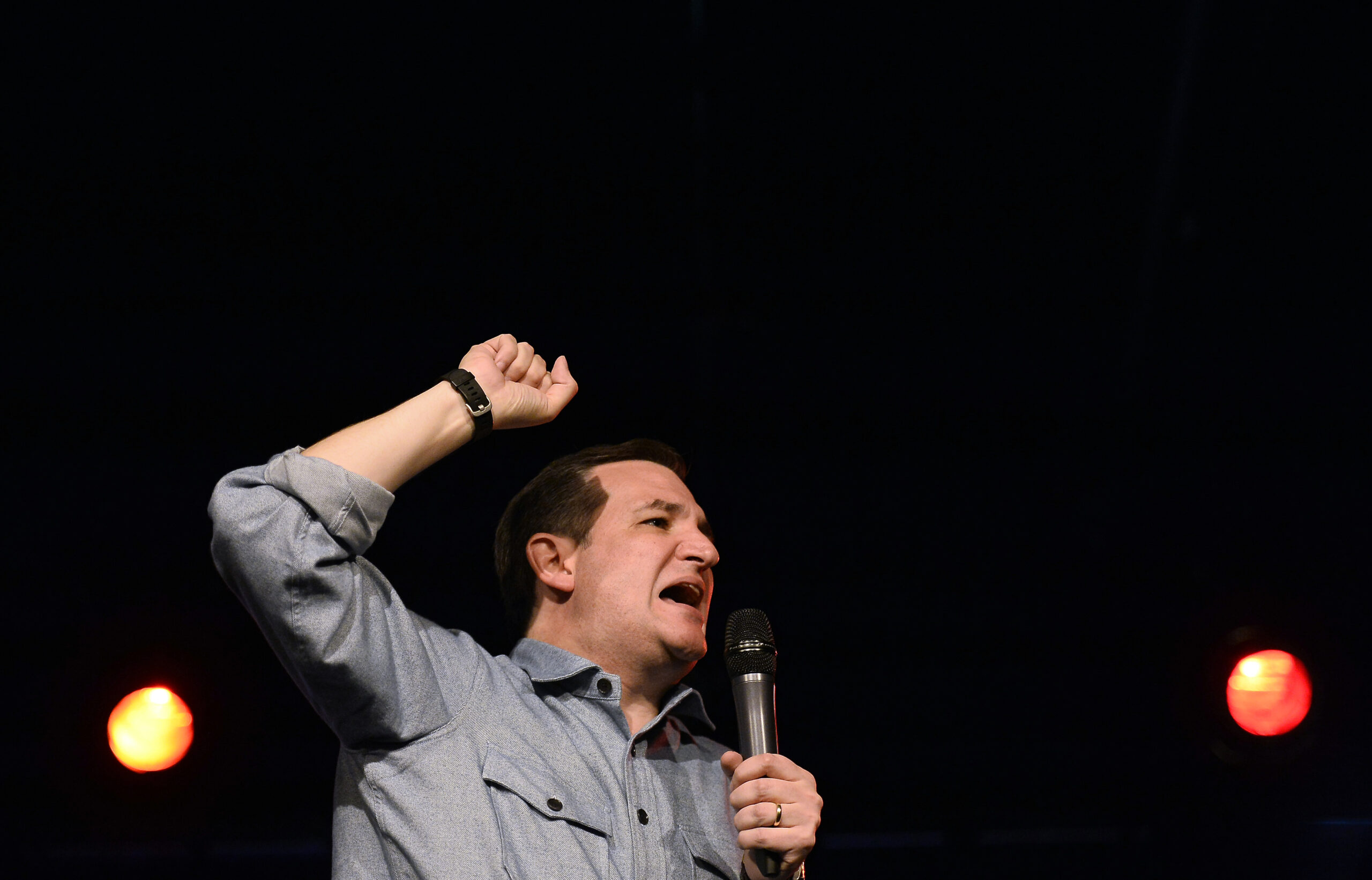 Report: Cruz supporters testing attacks on Trump