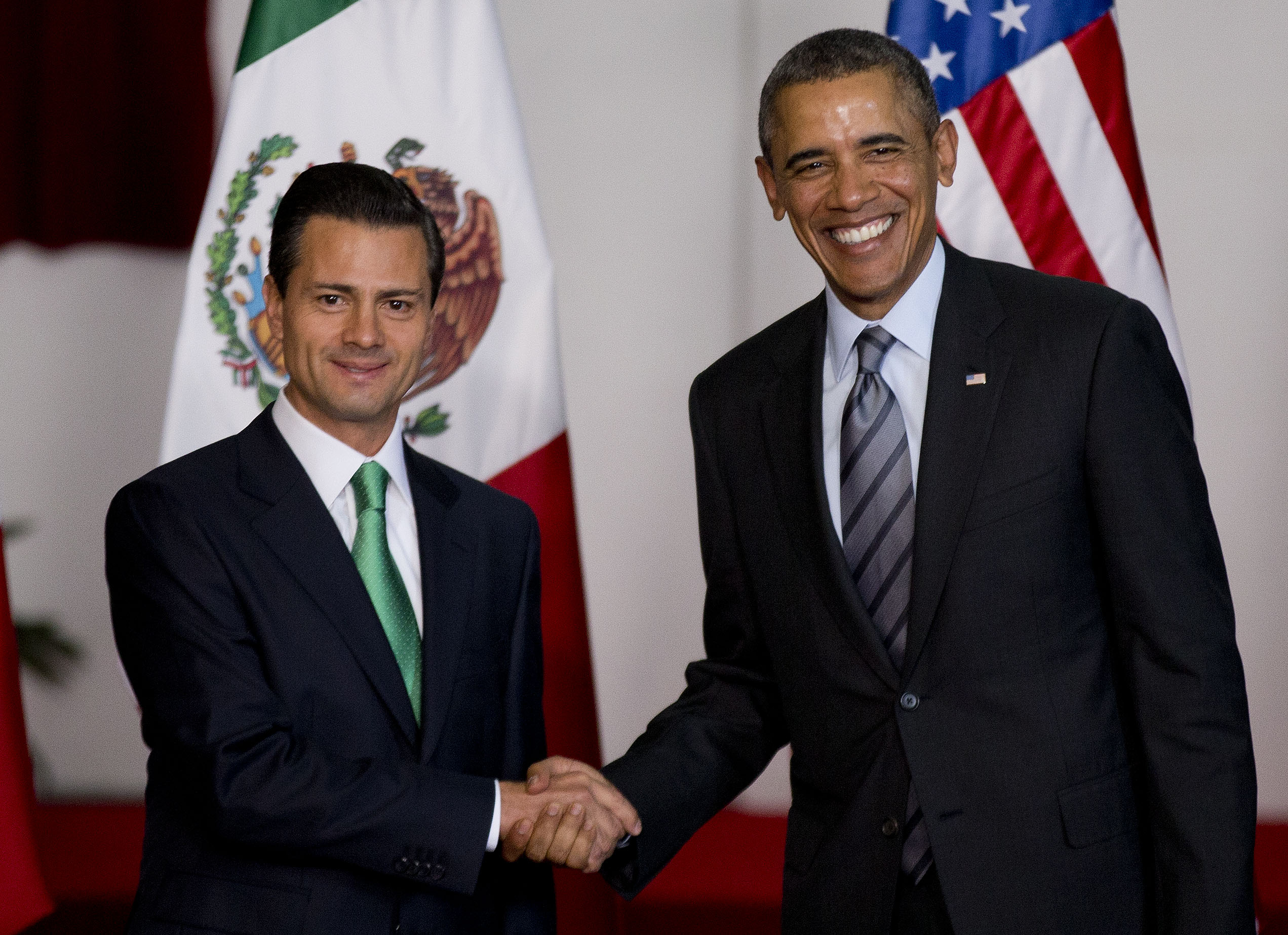 Activists press Obama to take tougher stance on Mexico’s human rights