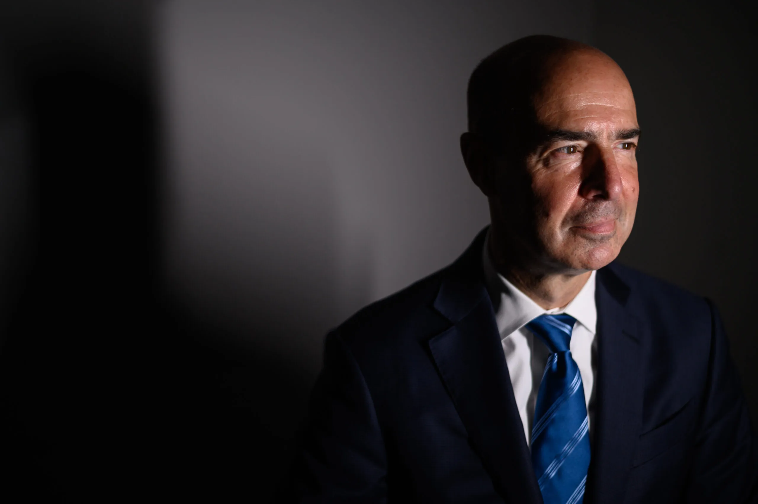 Labor Secretary Eugene Scalia boosts manufacturing apprenticeships