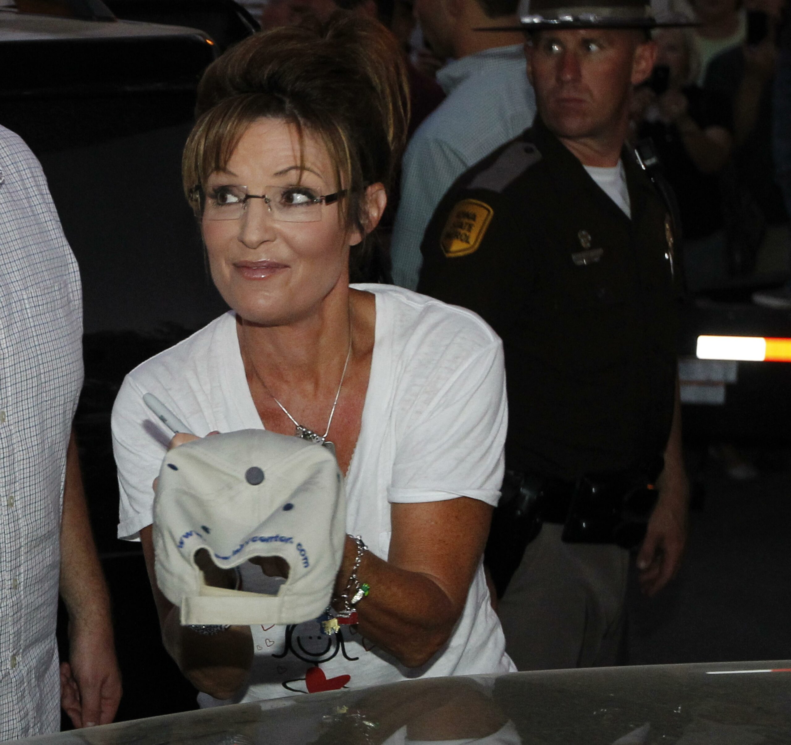 Iowa GOP chairmen tire of Palin ‘toying’