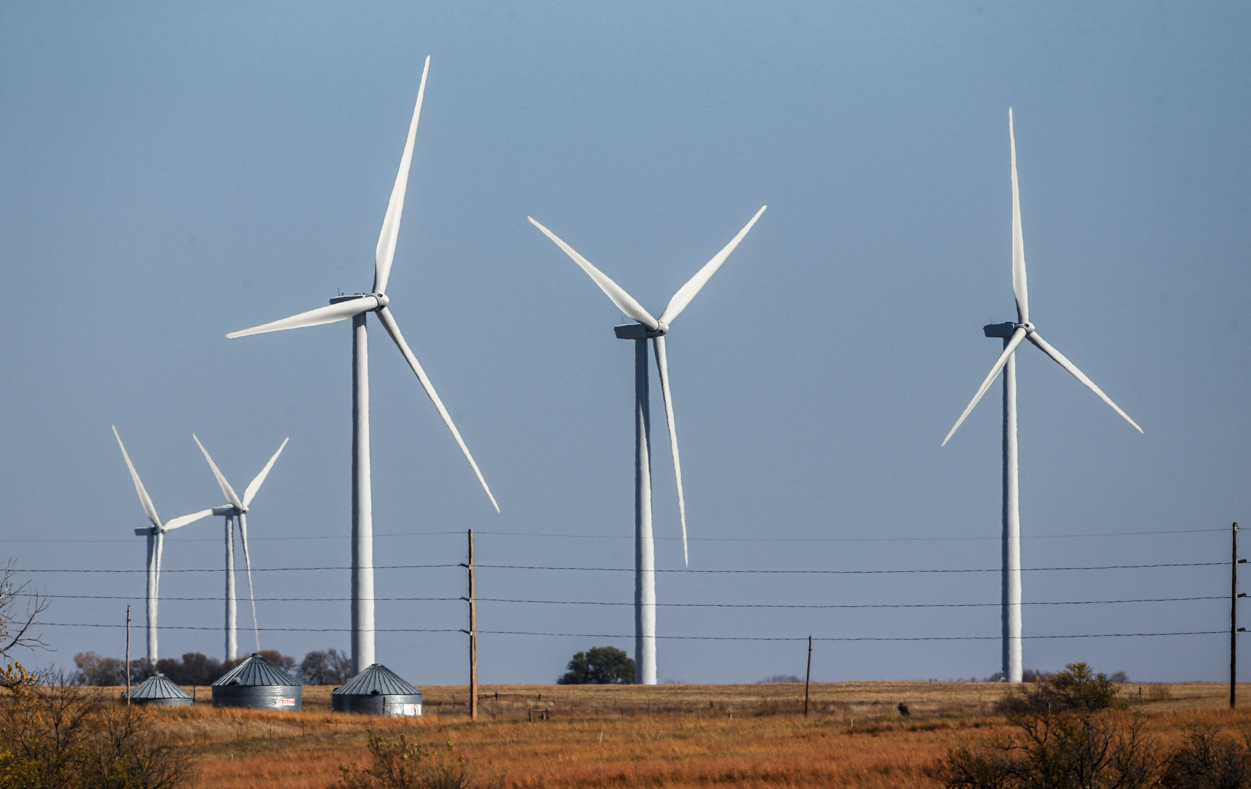 Horse trading in Congress: Lifting oil ban for extending wind and solar tax credits