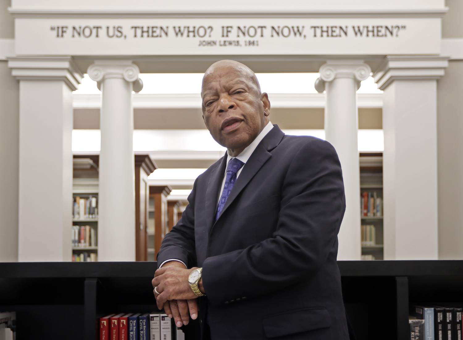 Rep. John Lewis gets behind Keith Ellison for DNC chairman