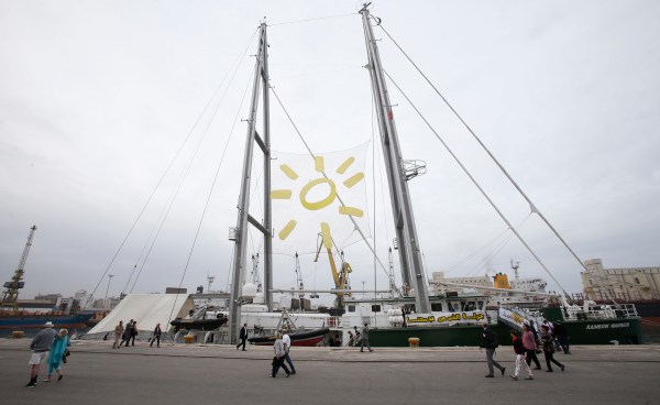 Clinton scandal hangs over climate talks in Morocco