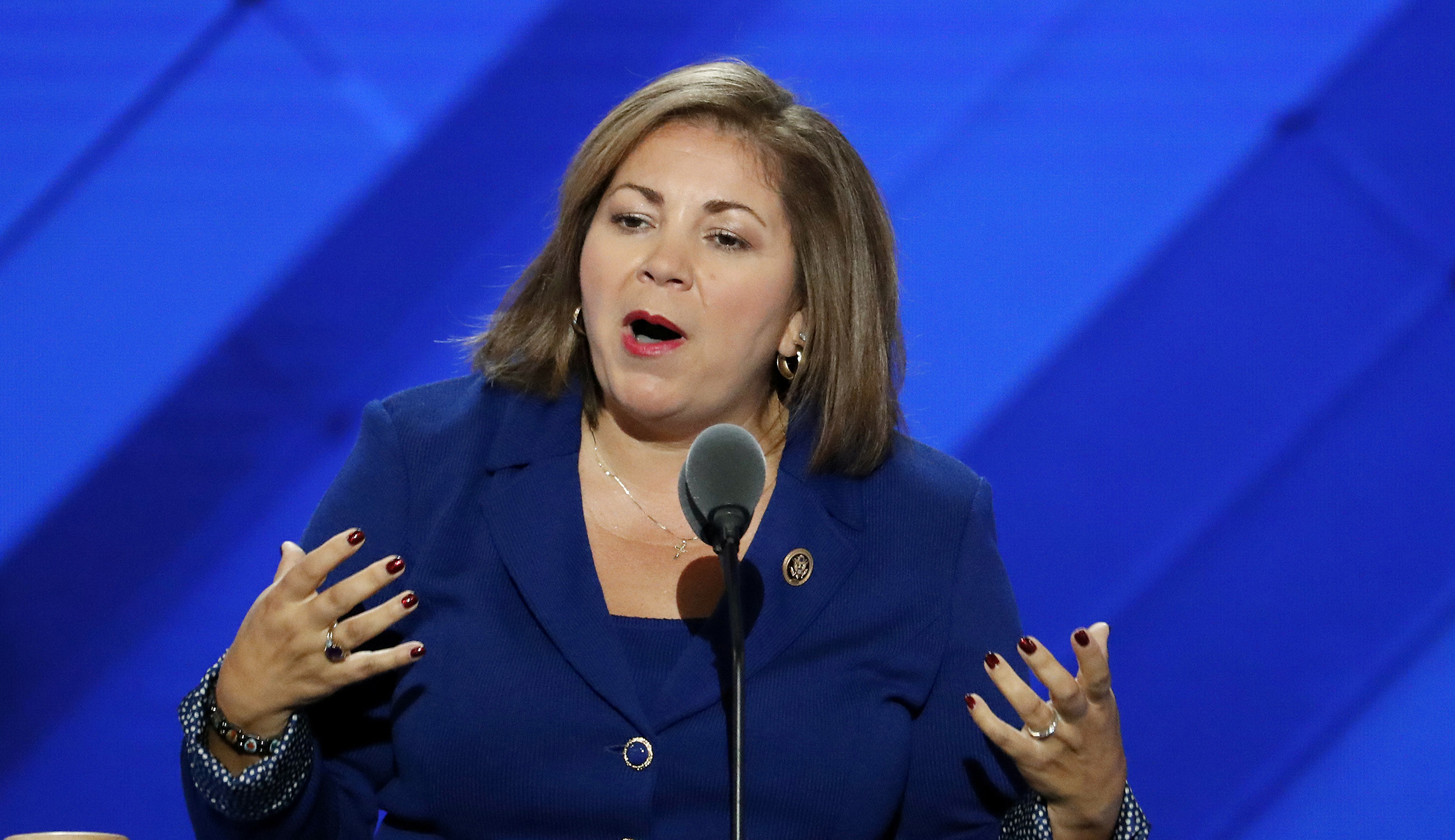 House Democrats want to move on from Linda Sanchez’s comments calling for Nancy Pelosi to step aside
