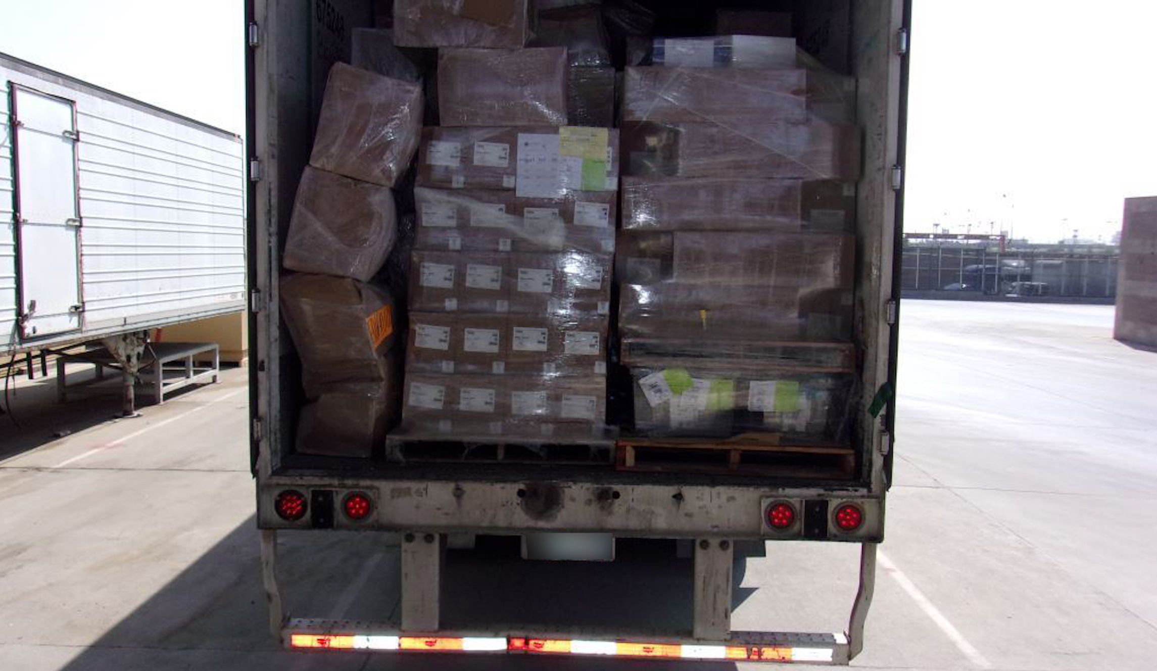 21002 -- Truck and Concealment.JPG
