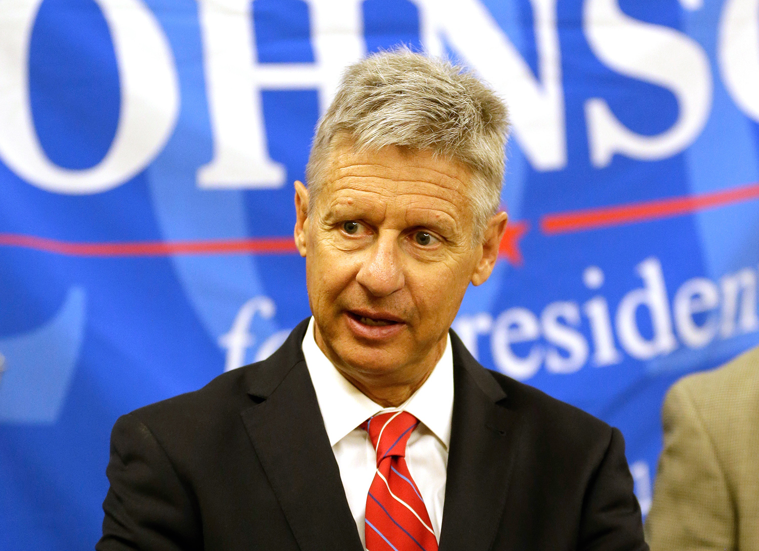 Gary Johnson says he won’t smoke pot as president
