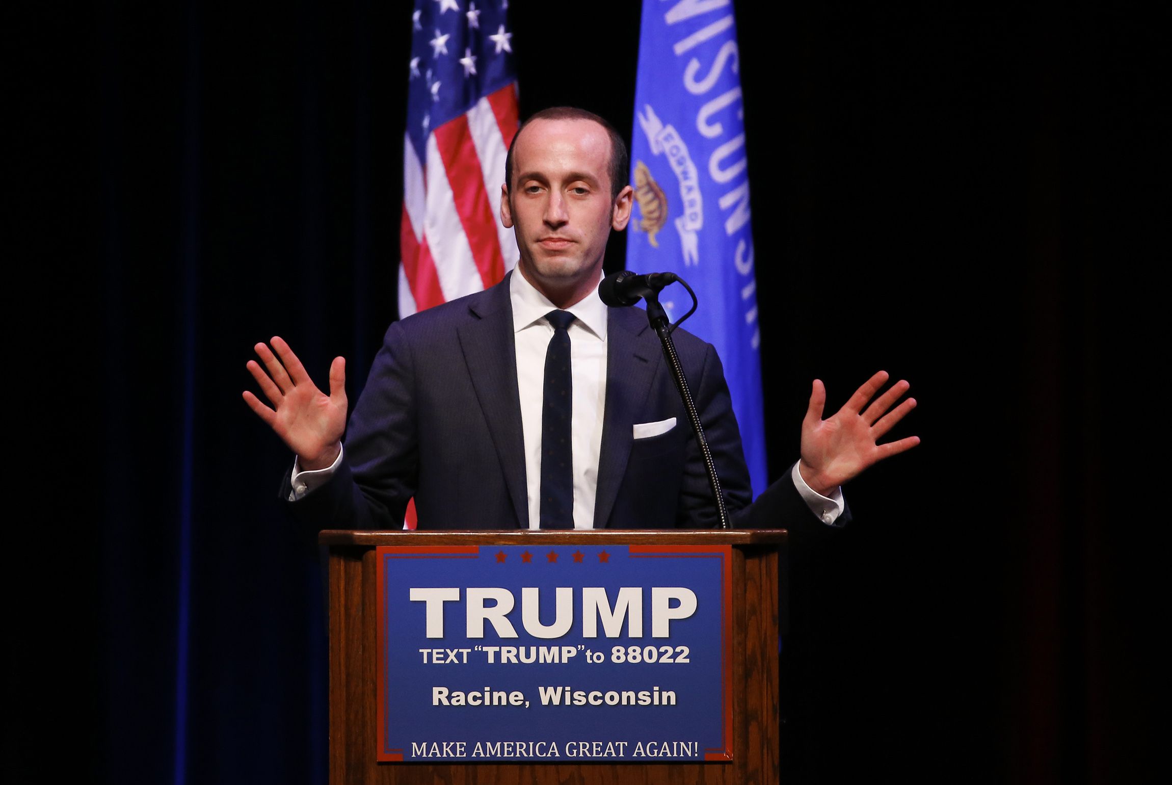 Trump aide denounces Ted Cruz in searing campaign speech
