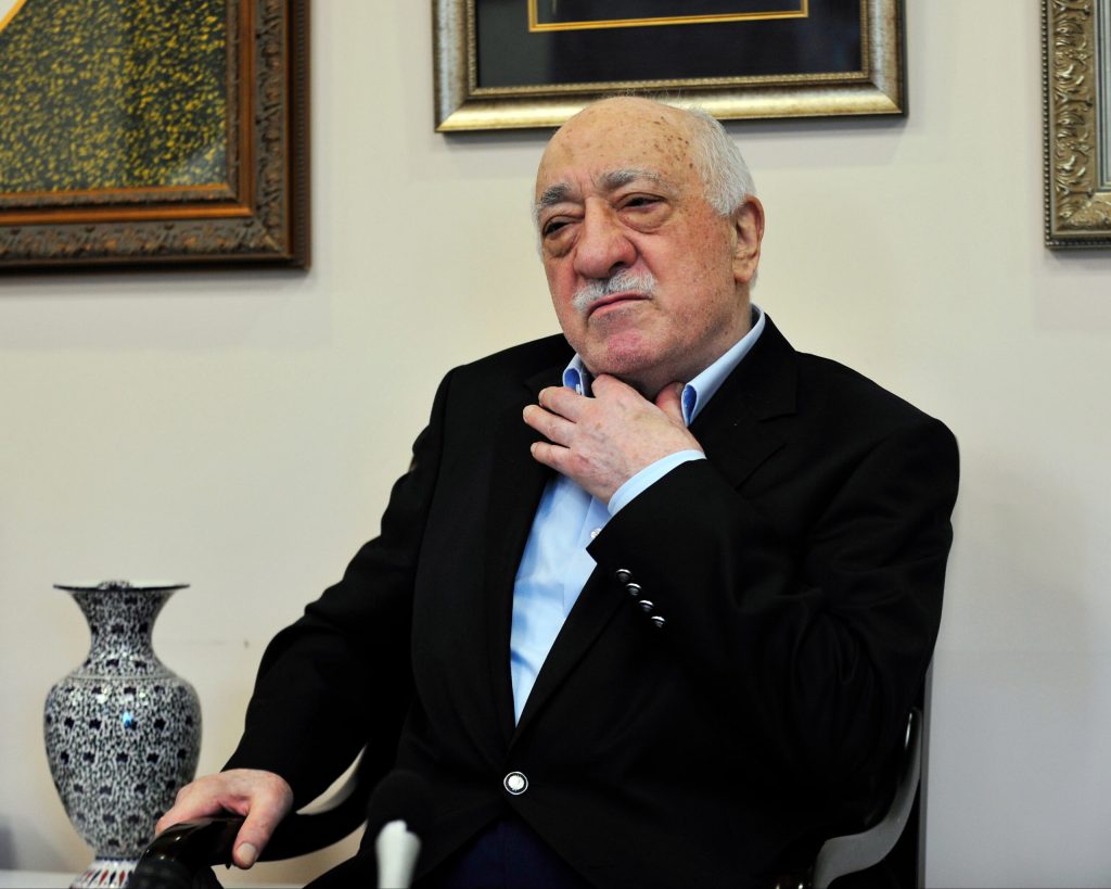 White House: U.S. is not harboring Turkish cleric