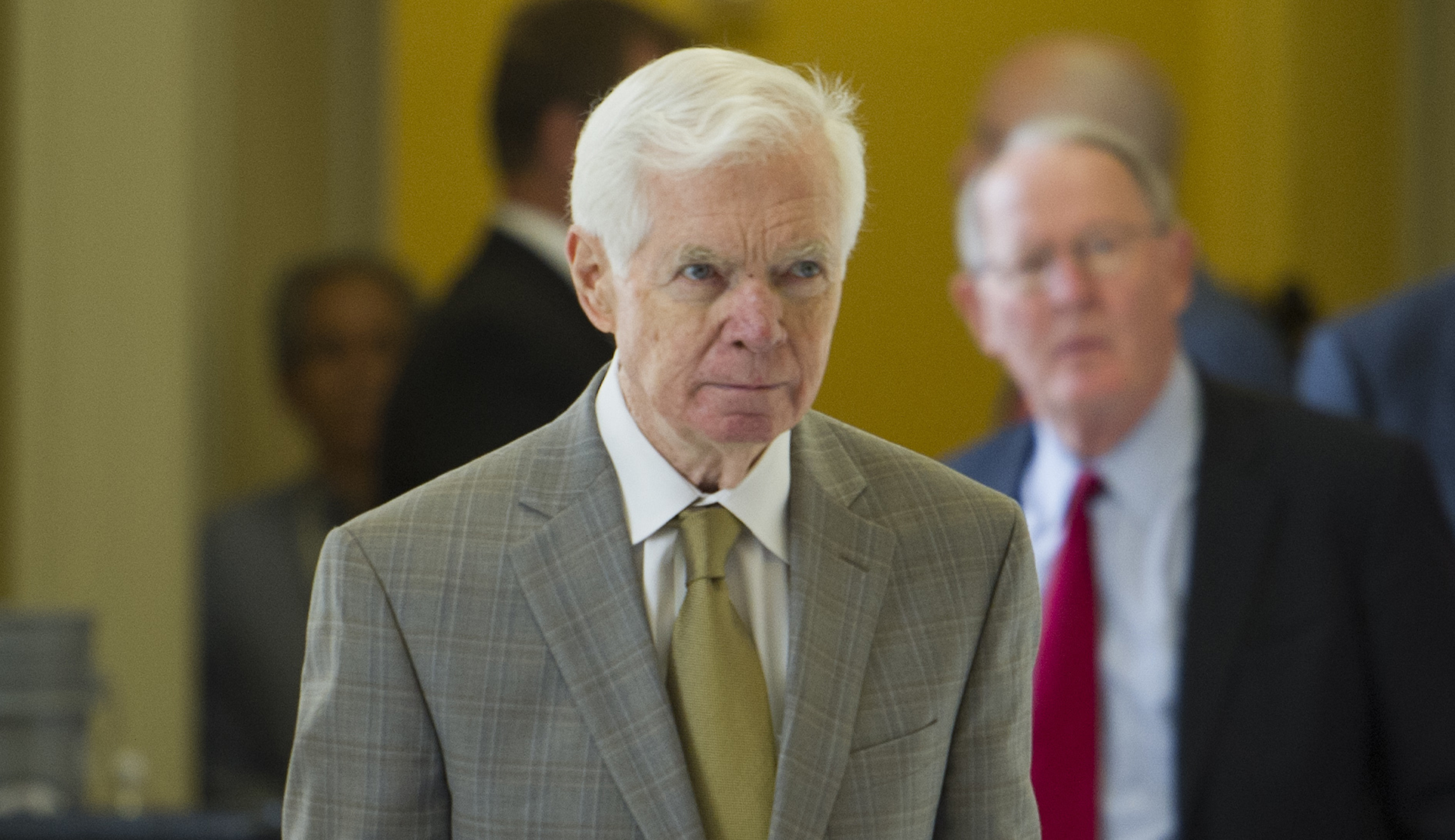If Thad Cochran resigns, another headache for the Republicans