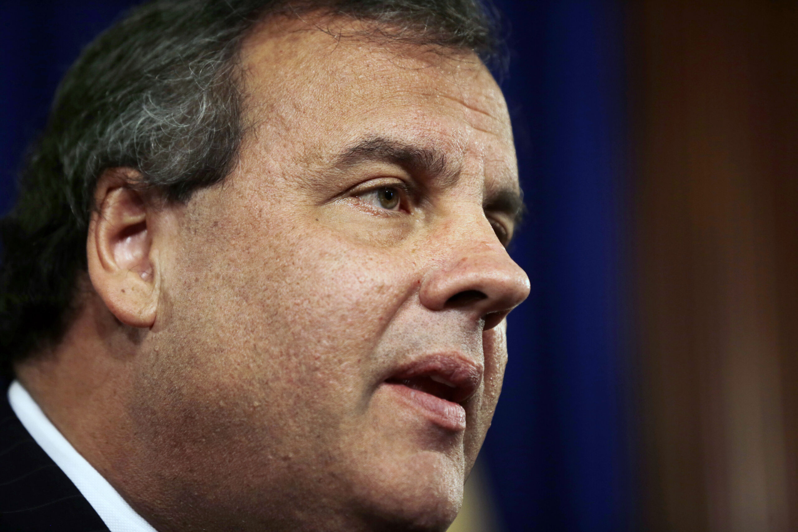 Chris Christie critics seize on ex-loyalist’s claims