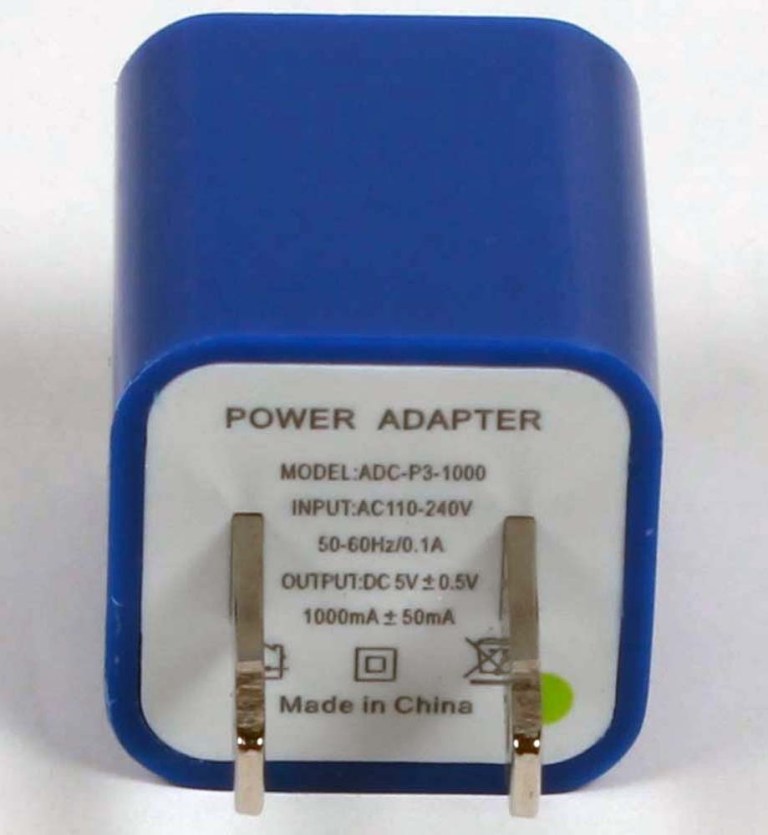 This undated photo provided by the U.S. Consumer Product Safety Commission shows a Gemini power adapter. The adapters are being recalled because they can overheat, posing a burn hazard. (AP Photo/U.S. Consumer Product Safety Commission)