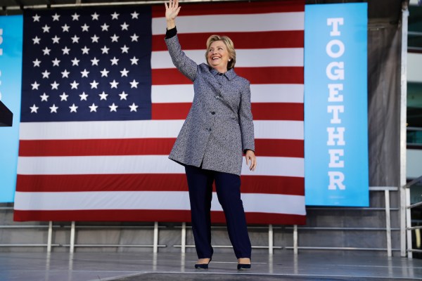 Poll: New Hampshire voters put Clinton in the lead after first debate