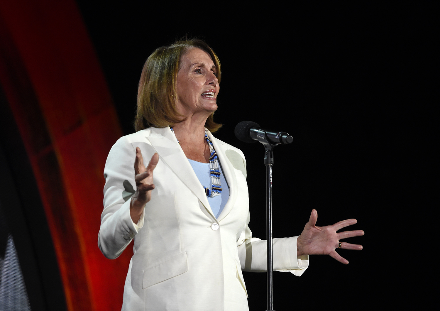 Pelosi: Trump committed to ‘hateful and divisive vision’ with Bannon appointment