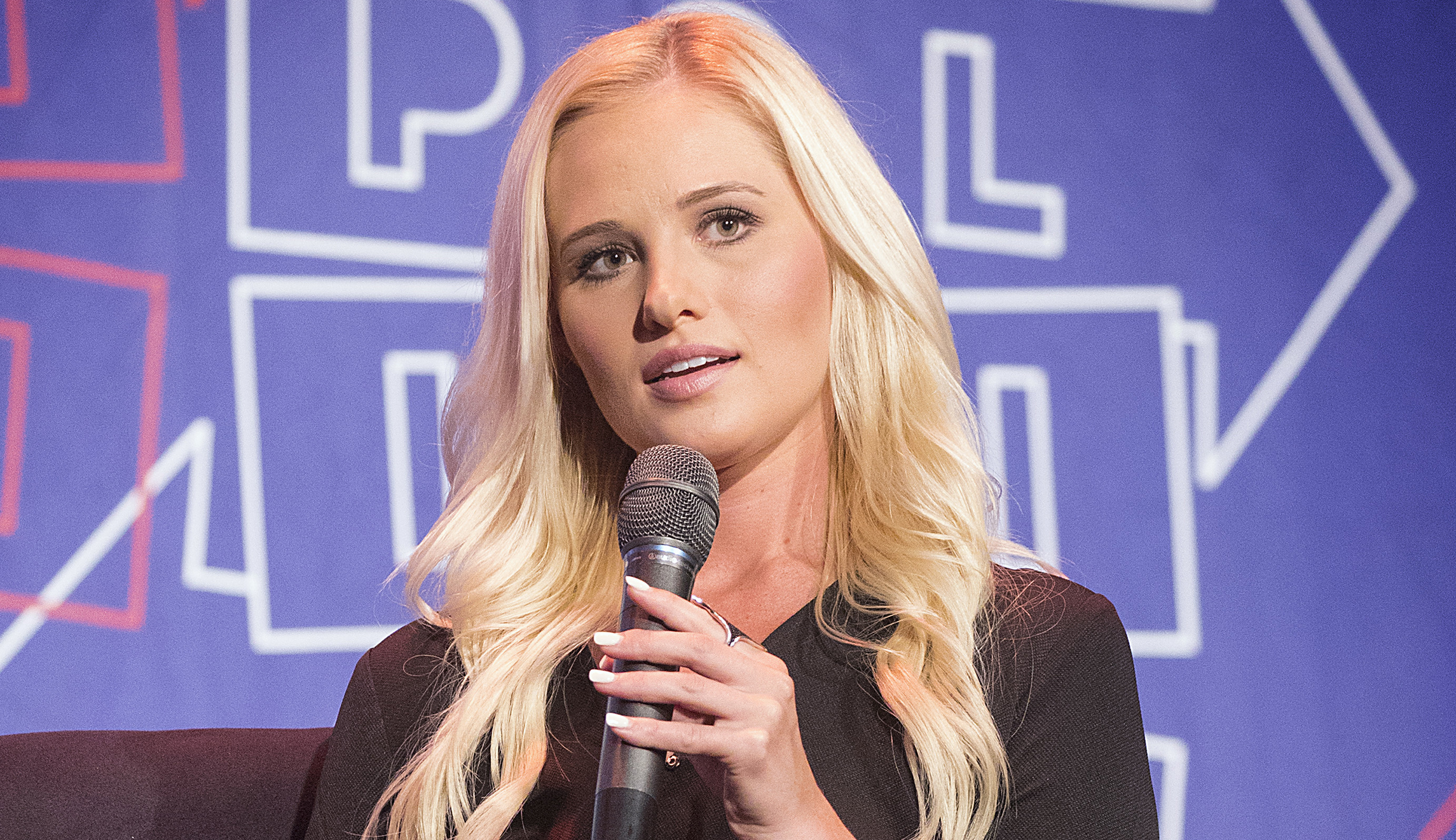 Tomi Lahren shouldn’t get to listen to rap music ever