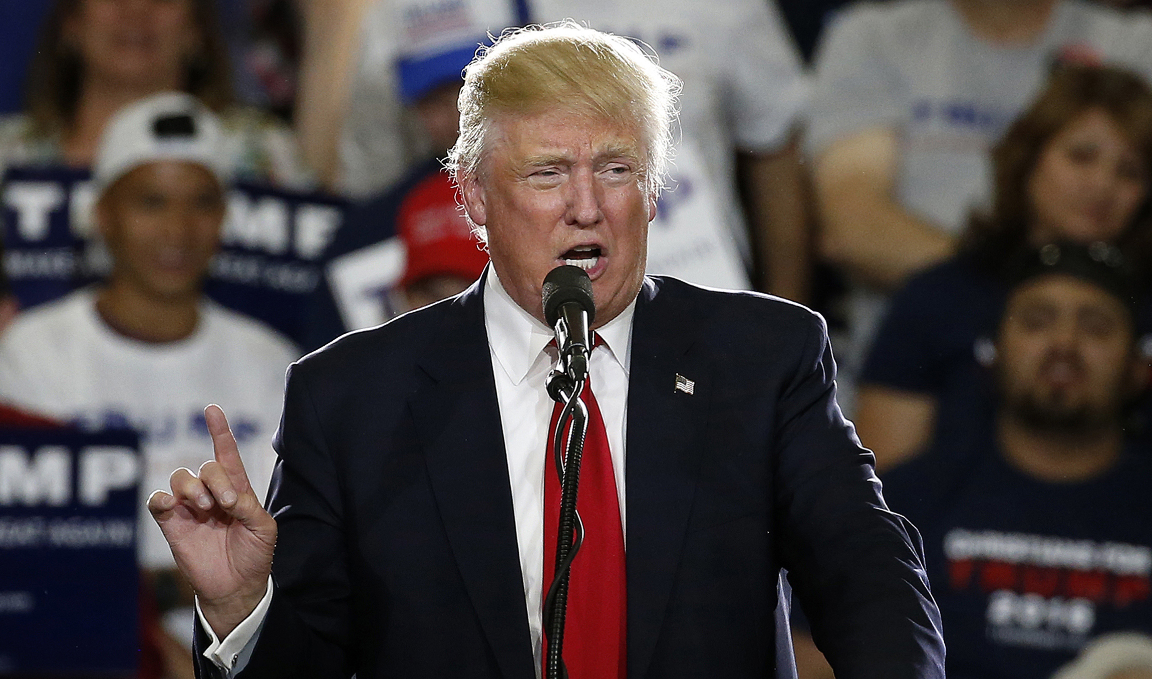 Republicans lobby the RNC to halt funding for Trump