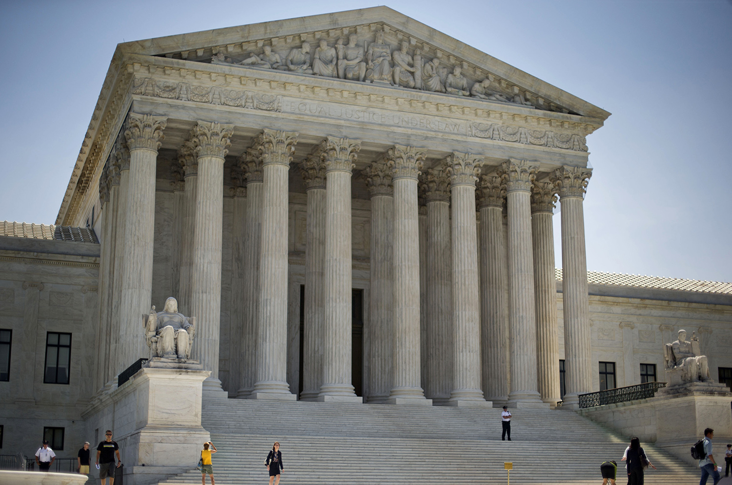 Trump to announce Supreme Court pick Tuesday