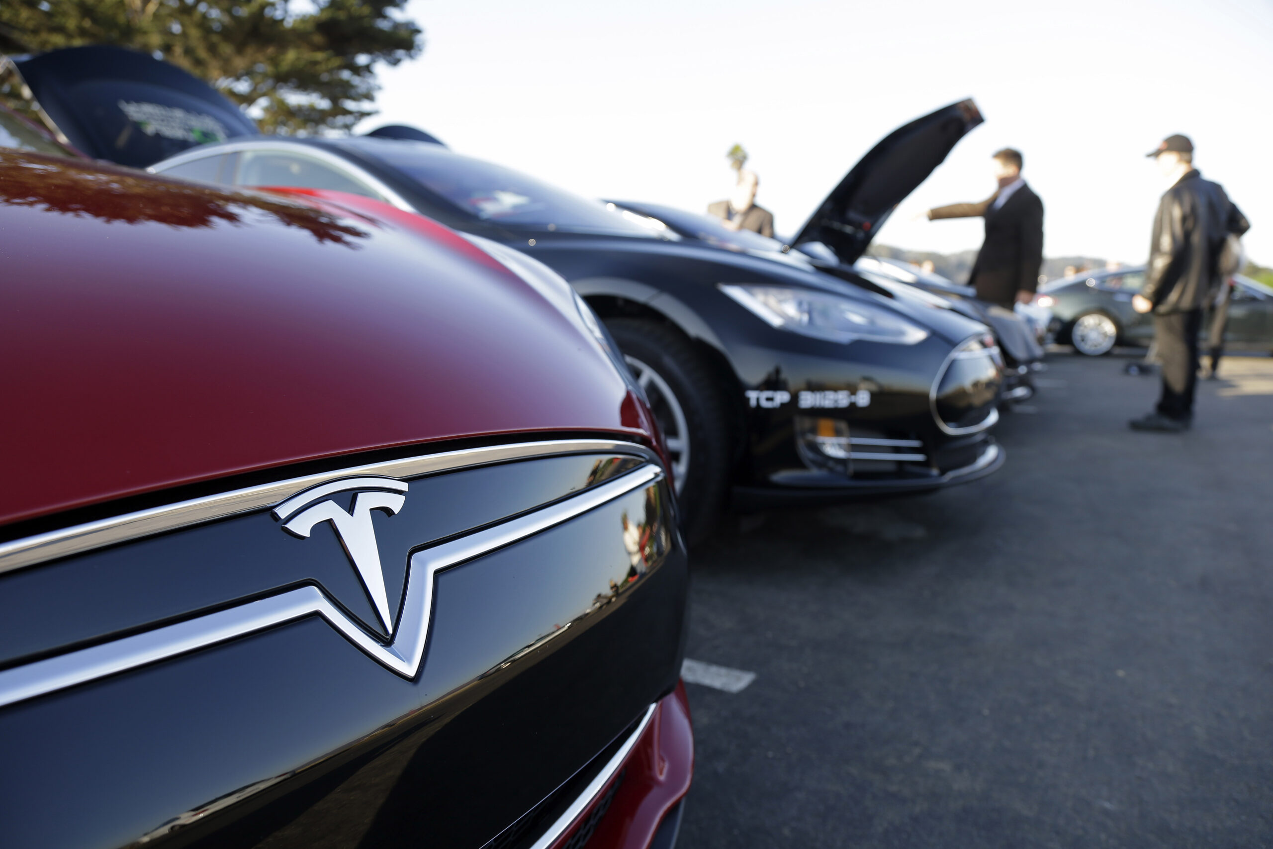 Subsidies boost market for electric vehicles