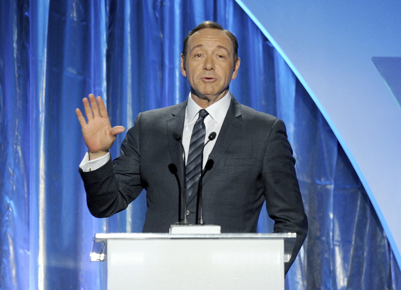 Kevin Spacey tells Hillary Clinton to run for President
