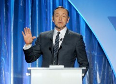 Kevin Spacey tells Hillary Clinton to run for President