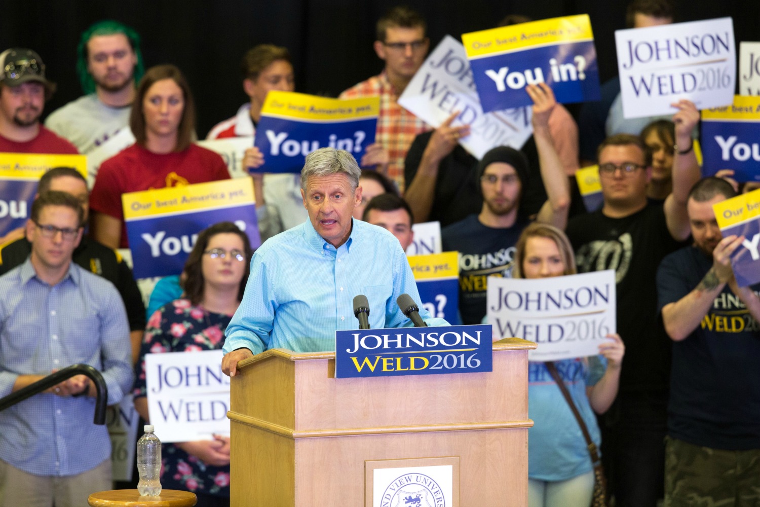 Union Leader bucks Trump, backs Johnson in ‘dark times’