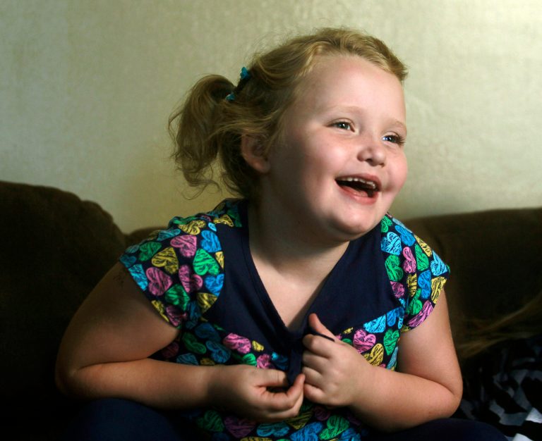   FILE - In this Sept. 10, 2012 file photo, seven-year-old beauty pageant regular and reality show star Alana 