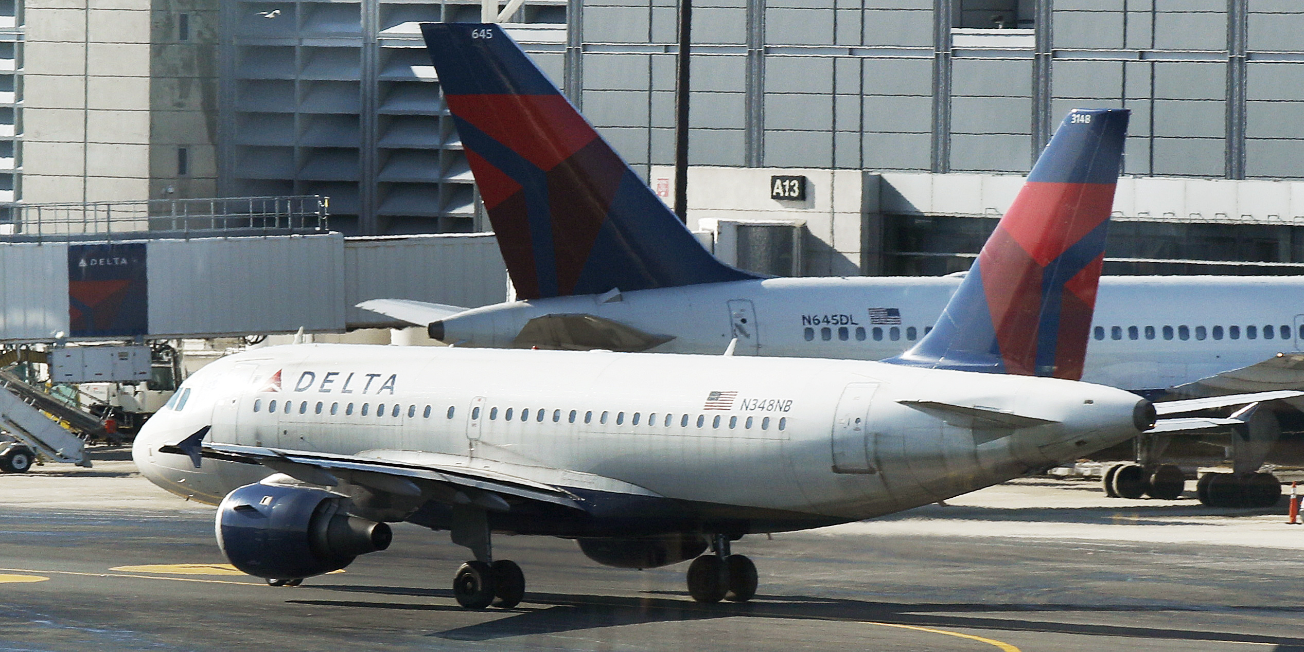 US airlines at odds over aviation agreements with Qatar and UAE