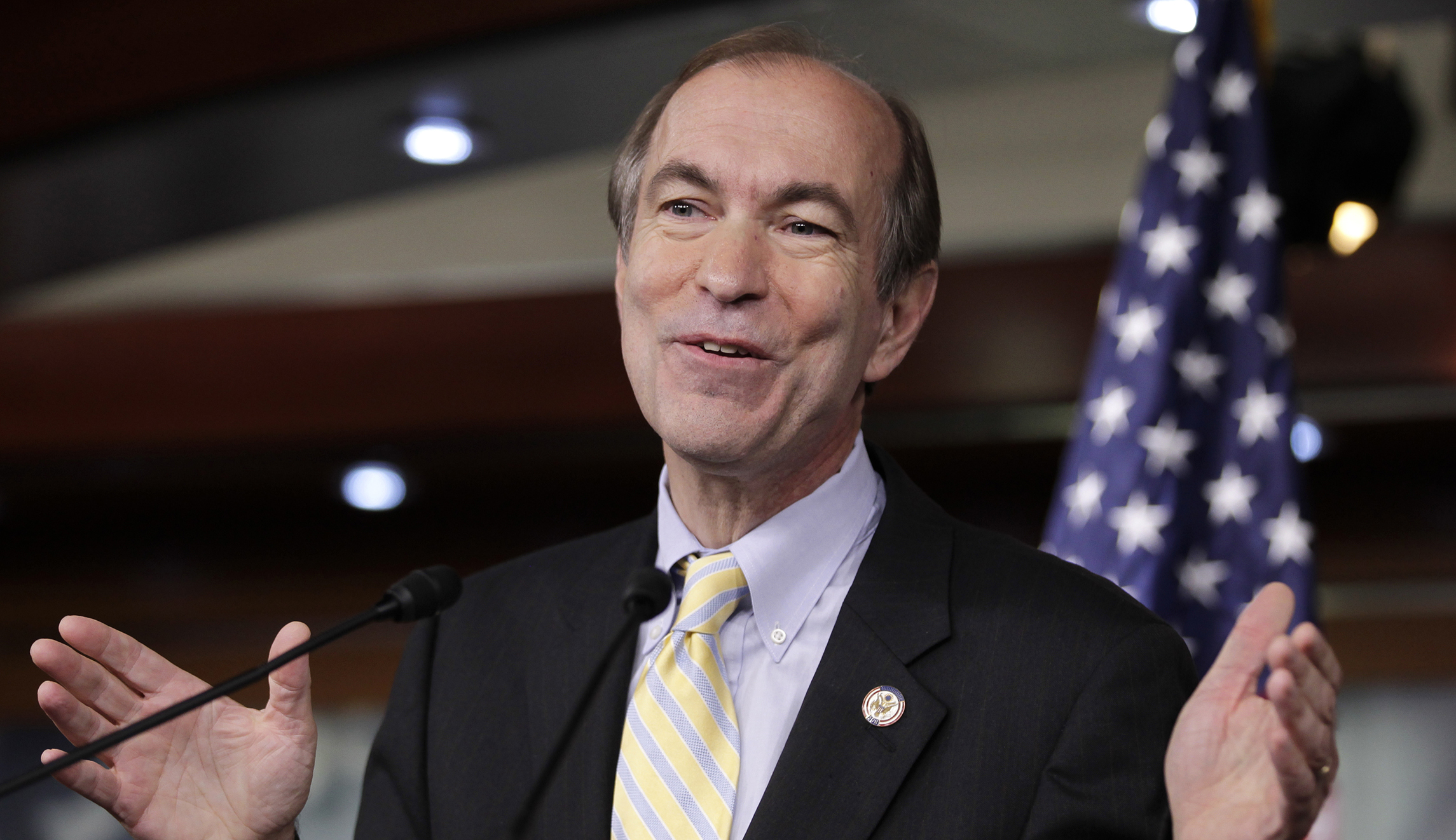 Corporatist Democrats team with Republicans backed by Boeing and Banks to defeat conservative Trump nominee