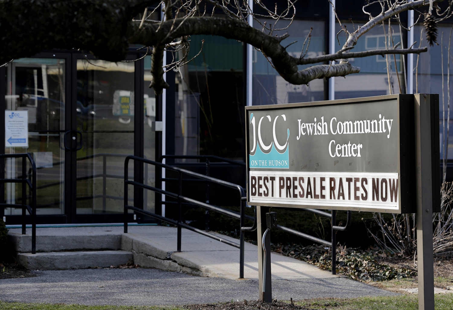 Israeli police arrest 19-year-old Israeli Jewish man as main suspect in JCC bomb threats