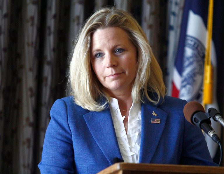 Liz Cheney ends Senate bid that divided GOP, family