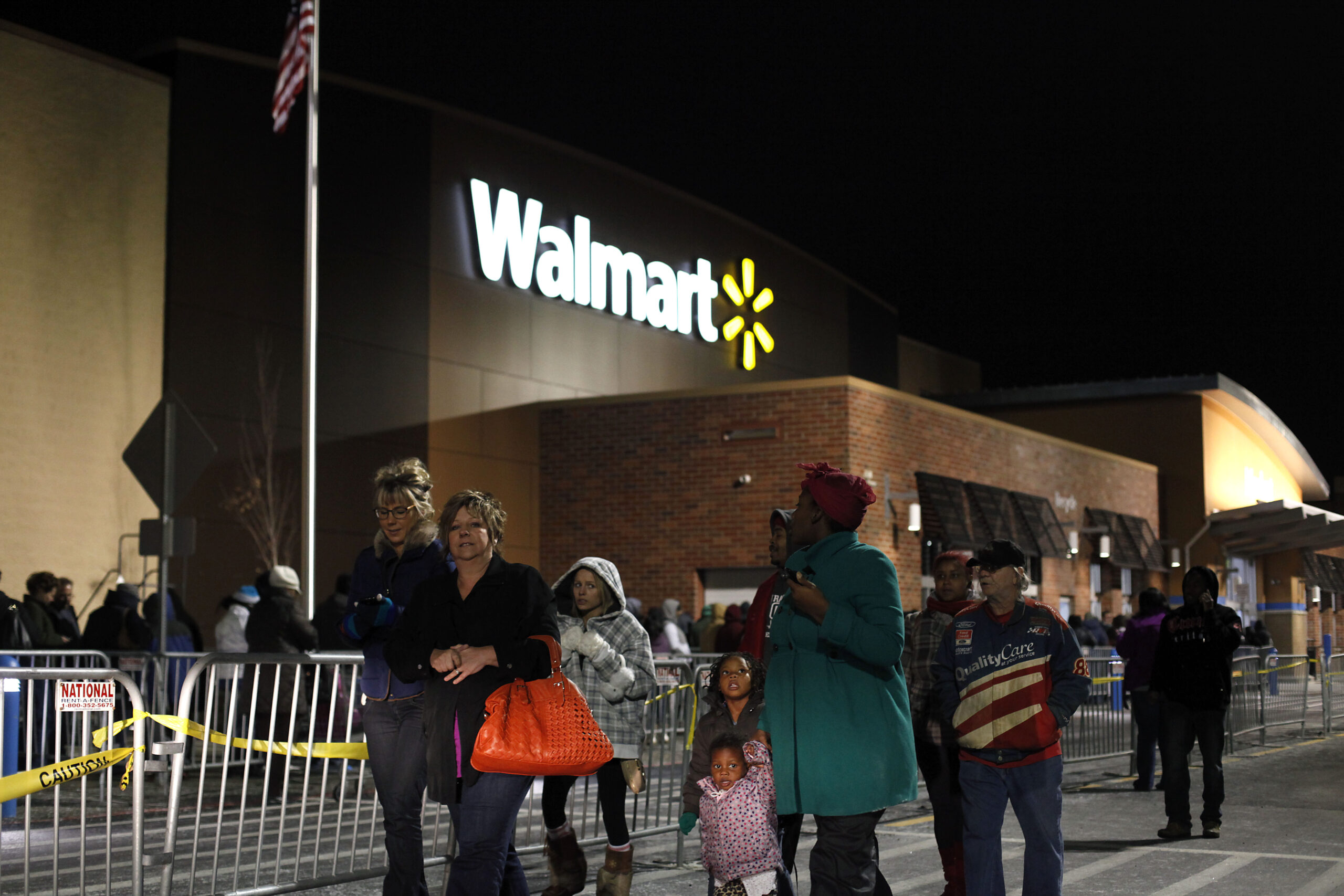 Walmart says only 20 employees joined Black Friday protests