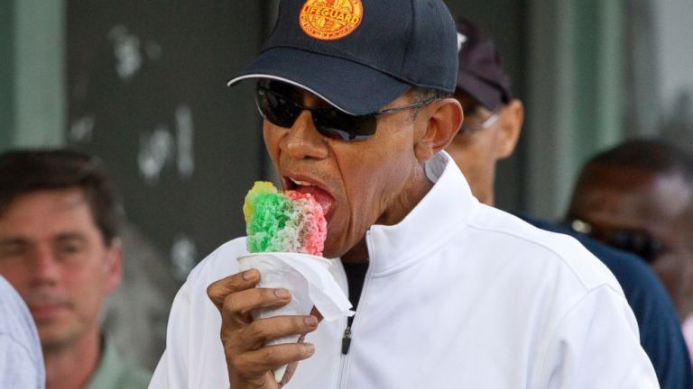 Obama ripped for considering wealthy, private colleges for library-museum