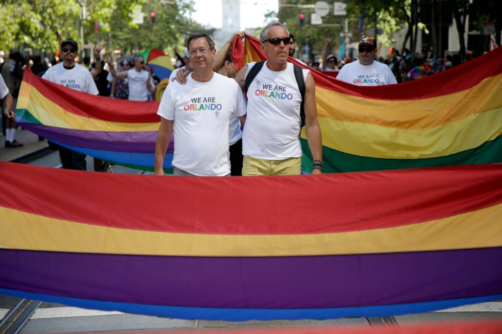Republicans mull tweaking LGBT platform language