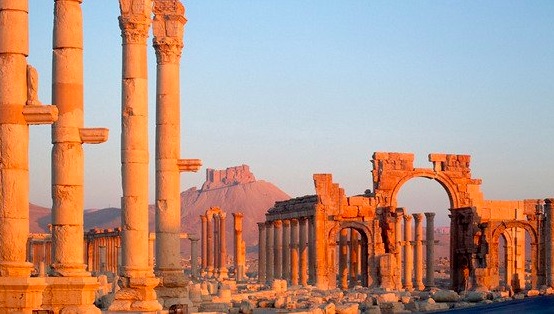 ISIS takes ancient city of Palmyra