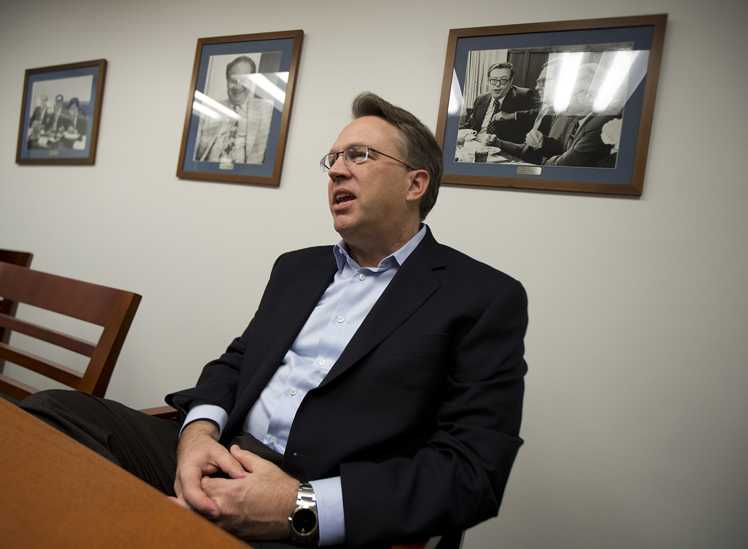 Fed official floats pursuing higher inflation