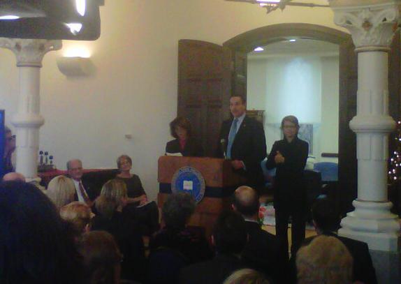 D.C. Mayor Vincent Gray announces a grant-matching program for city employers on Tuesday. 