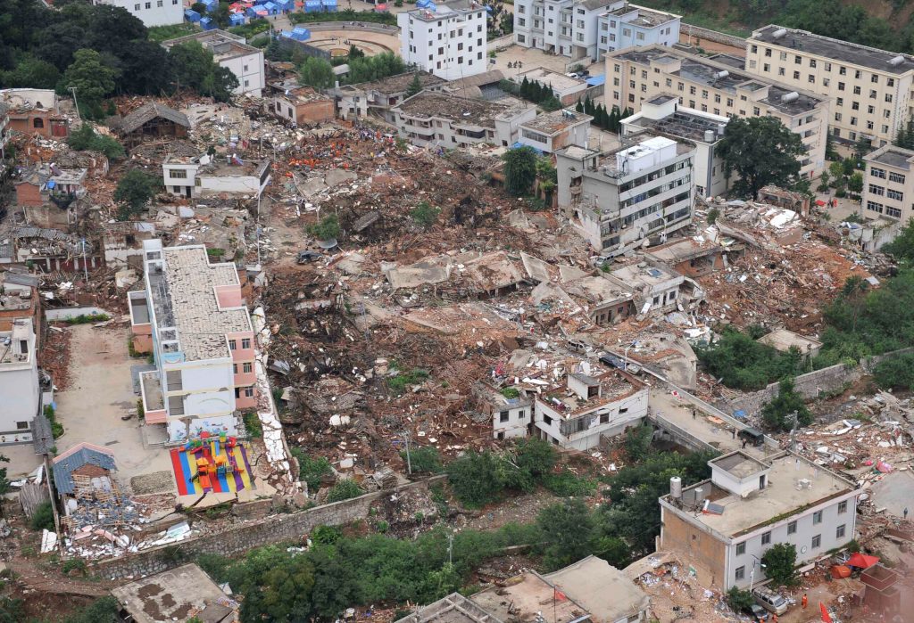 Lakes formed by quake in China threaten flooding