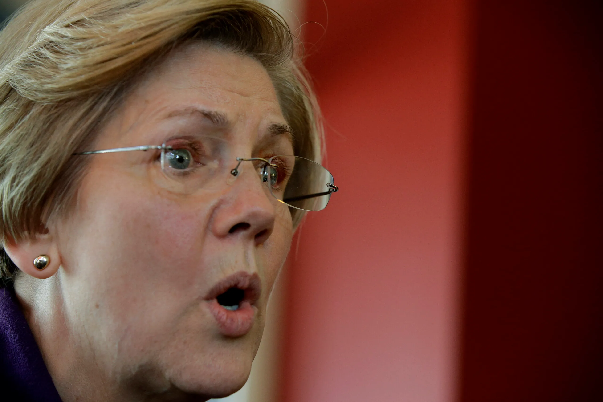 Elizabeth Warren takes on student debt, but there’s a catch