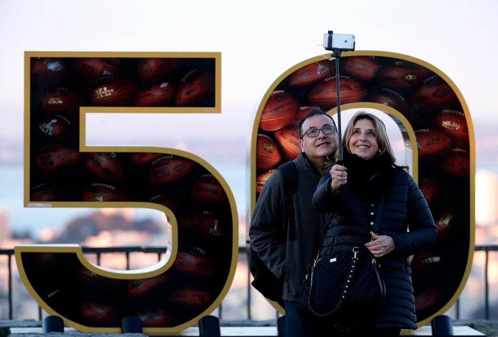 Hosting a Super Bowl won’t boost your city’s economy