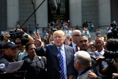 MSNBC knocks Huffington Post over Trump blackout