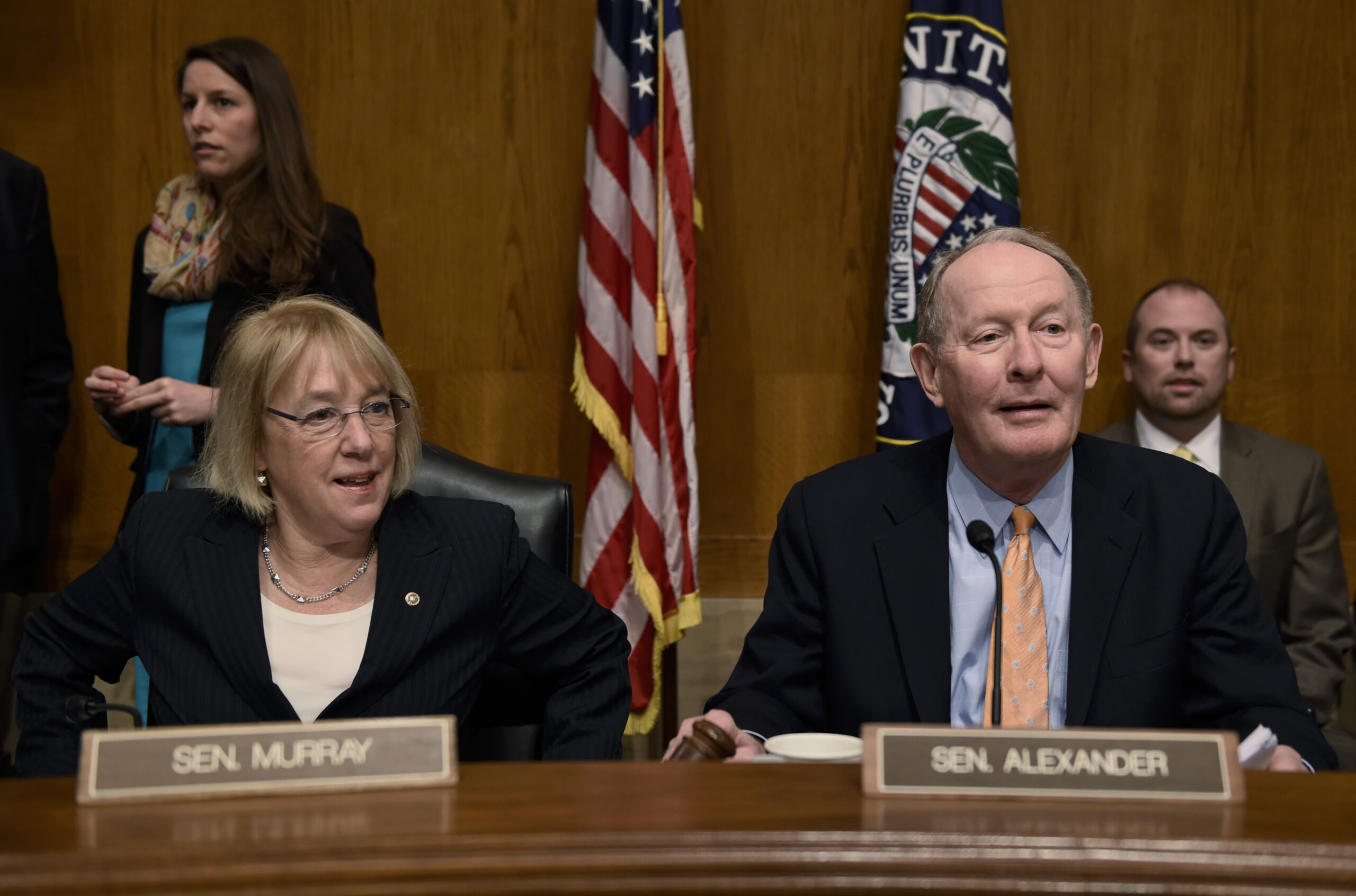 Senators unveil bipartisan mental health bill