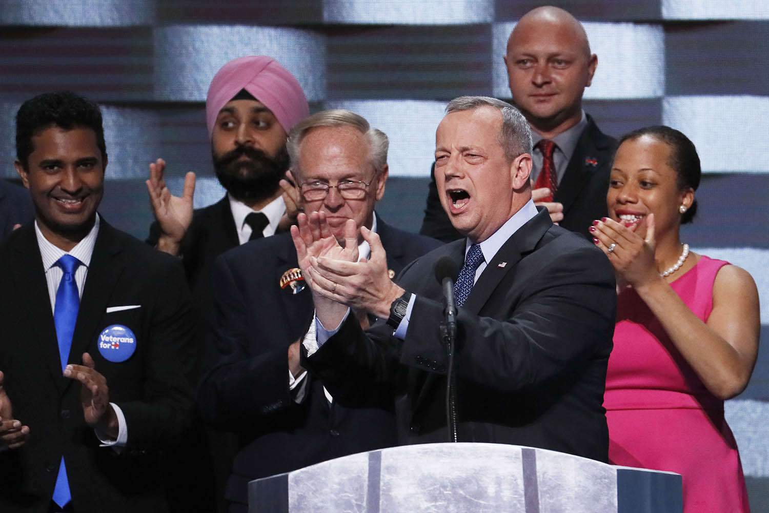 Gen. Allen: I trust Clinton’s judgment