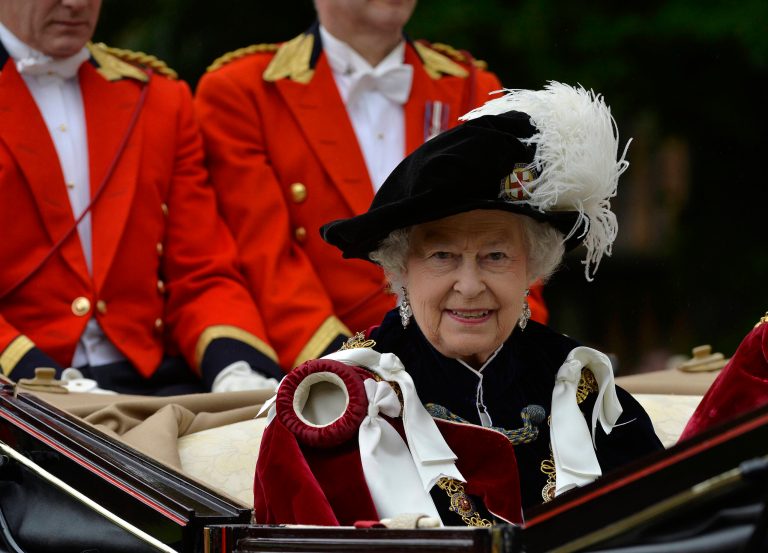 Royal refurb: Palace repairs add to monarchy cost