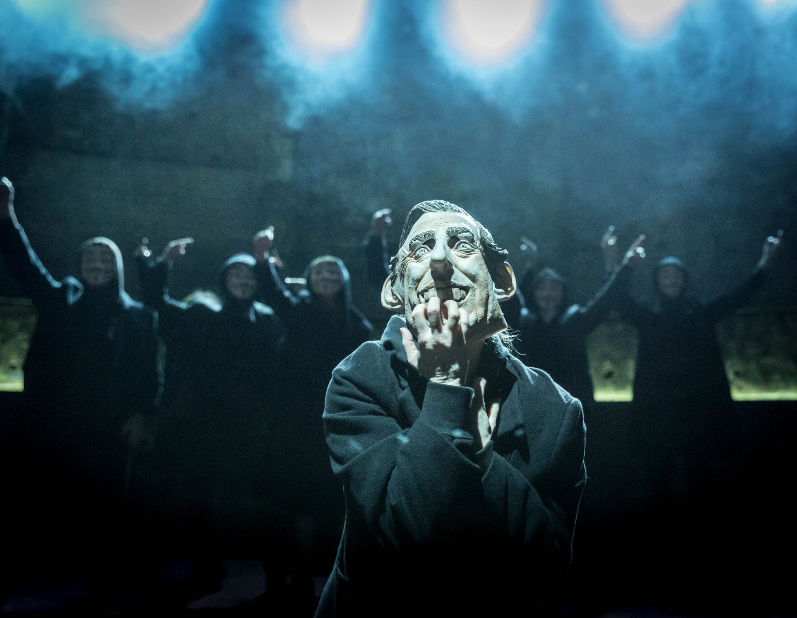 ‘King Charles III’ puts British monarchy onstage