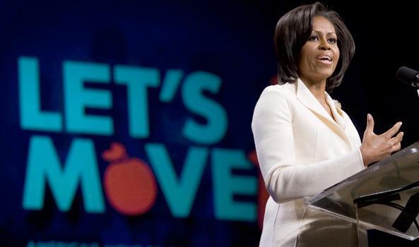 First Lady unveils Spanish-language food program