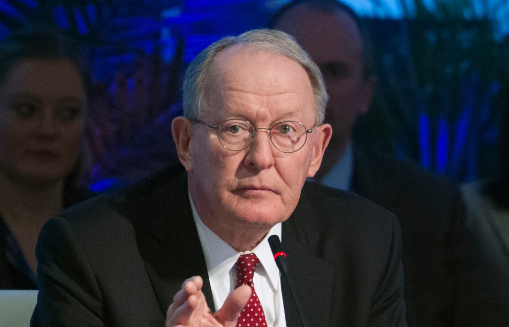 Senate pushes Cures bill to September