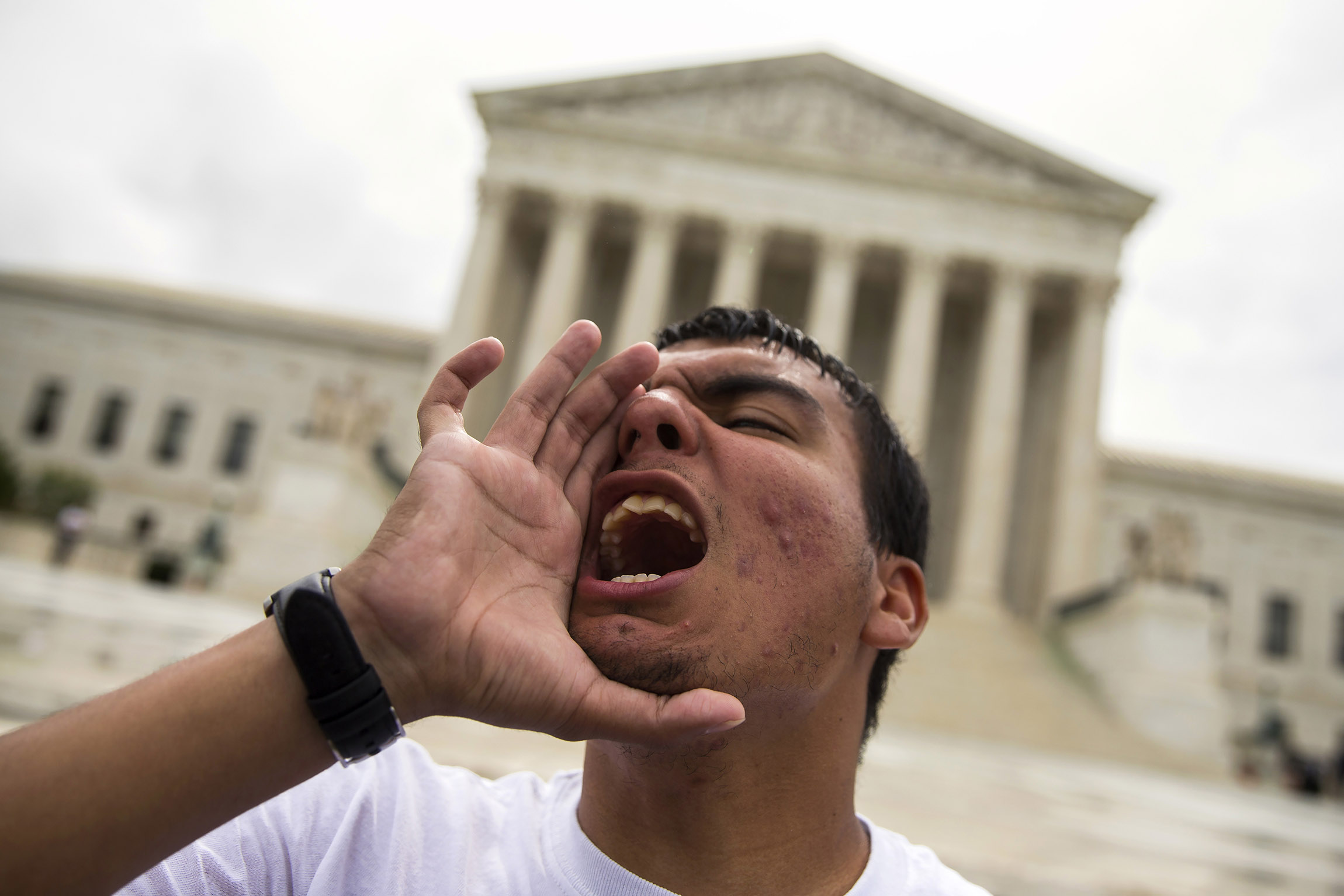 Supreme Court split could embolden Trump’s supporters — or help Clinton
