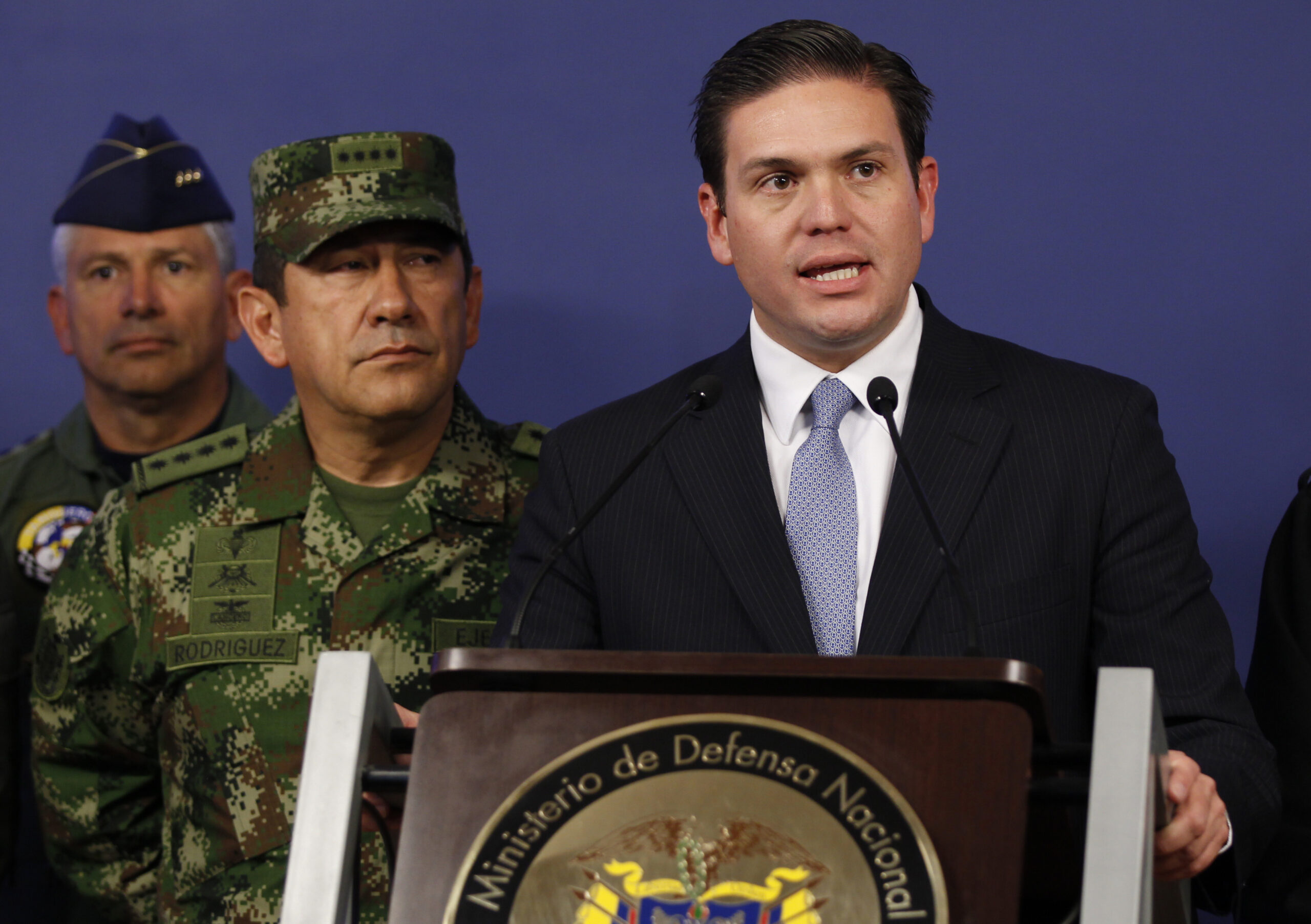 Colombia’s military chief fired in scandal