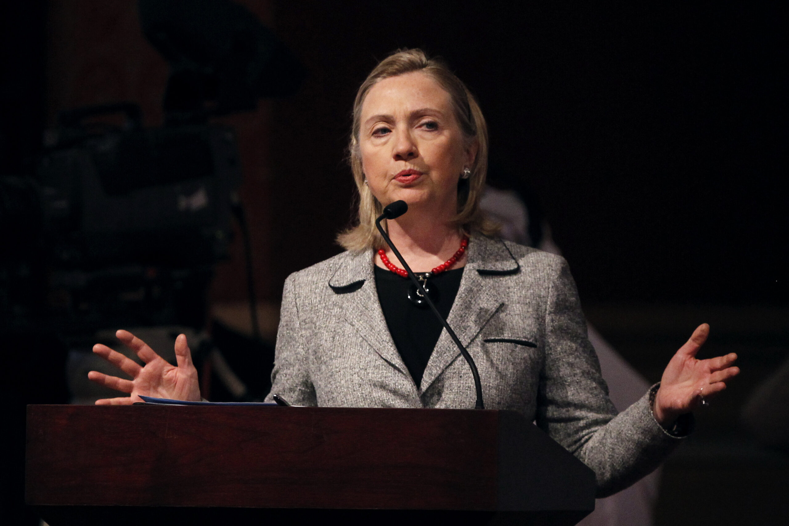 Watchdog probes Clinton Foundation payments to Hillary’s campaign